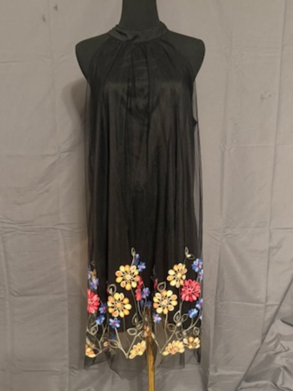 SHEIN Black Floral Embroidered Halter Midi Dress
